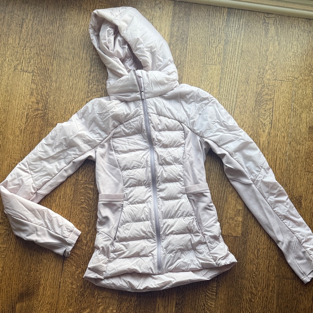 lululemon athletica Women’s Down For It All Jacket Size 4